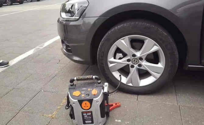 张家港汽车搭电案例
